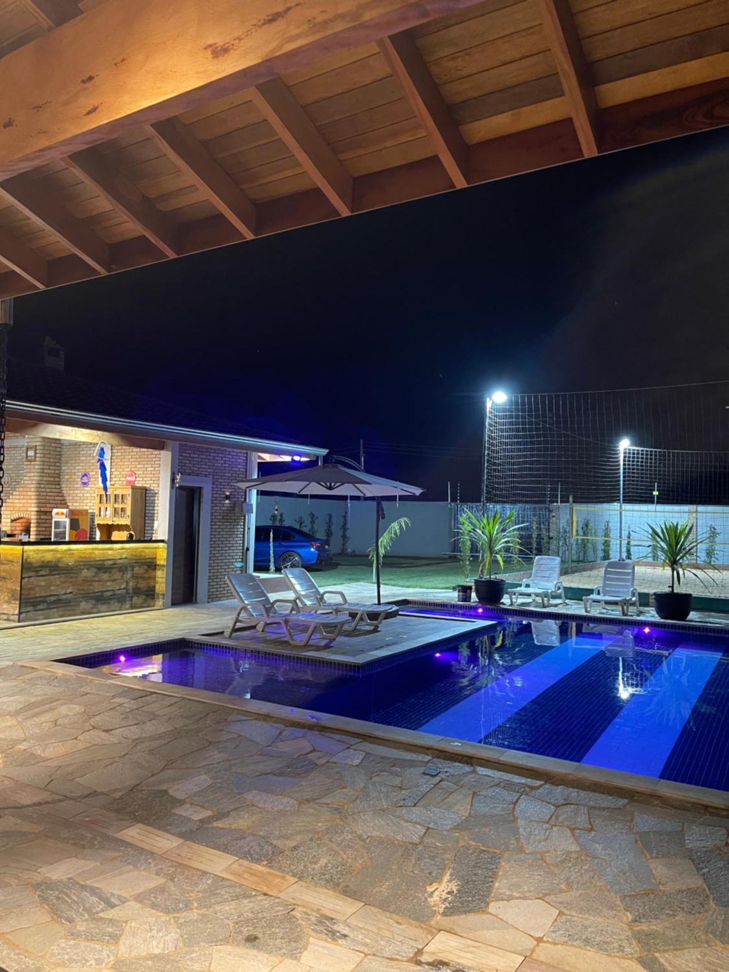 Casa de férias Chacara Ilha Do Sol Com Piscina Aquecida 5km Do Thermas *